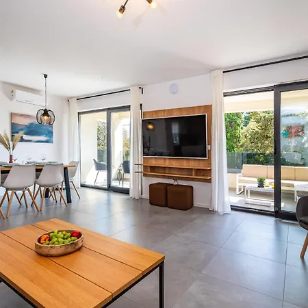 Ferienhaus Stunning In With Sauna Zadar