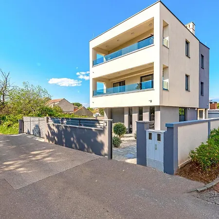 In With Sauna Дом отдыха Задар